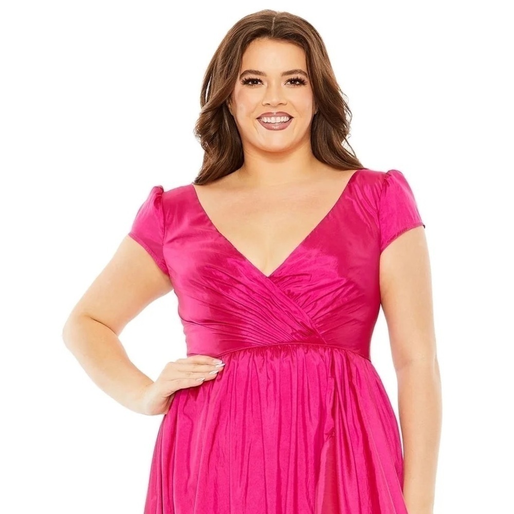 Mac Duggal Long Plus-Size Formal Dress 68525 sz 16W pink ruffle layered gown NWT - Picture 4 of 16